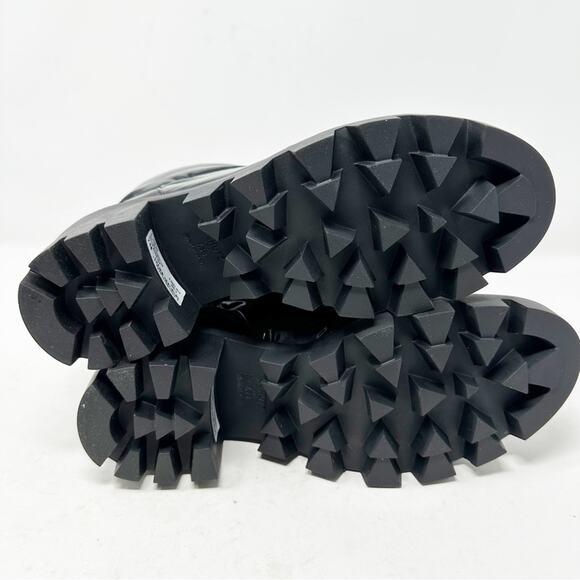 SCHUTZ Roseanne Black Rounded Toe Chunky Lug Sole Boots NWT in Size 7.5 - Picture 6 of 7